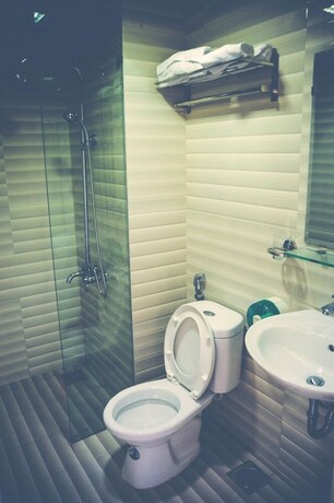 Imagen de la habitación del Hotel Quang Nam University Guesthouse. Foto 33