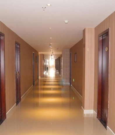 Imagen de los interiores del Hotel Quanrui Business. Foto 12