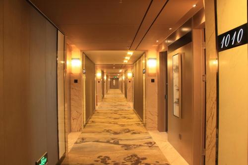 Imagen general del Hotel Quanshun Urumqi. Foto 6