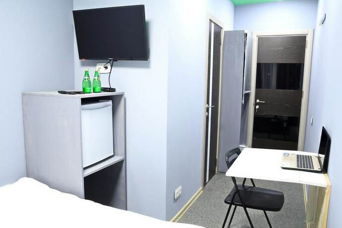 Imagen de la habitación del Hotel Quantroom. Foto 25