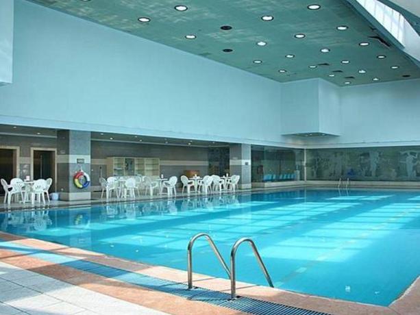 Imagen de la piscina del Hotel Quanzhou Hotel. Foto 15