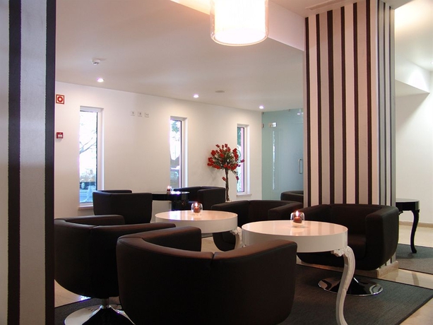 Imagen de los interiores del Hotel Quarteira Sol. Foto 8