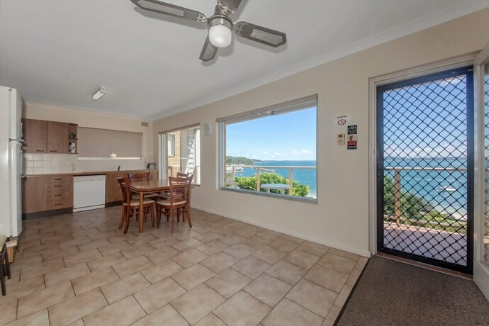 Imagen de la habitación del Hotel Quarterdeck, Unit 3/12 Magnus Street. Foto 8