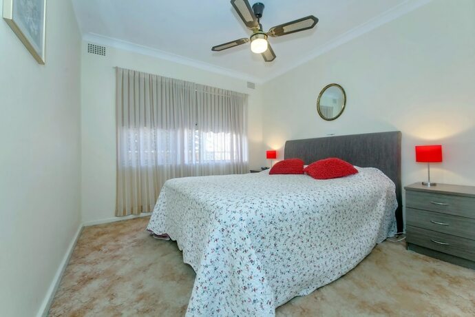 Imagen de la habitación del Hotel Quarterdeck, Unit 3/12 Magnus Street. Foto 12