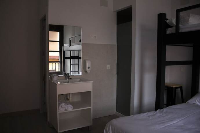 Imagen general del Hotel Quartier Leon Jabalquinto - Hostel. Foto 6