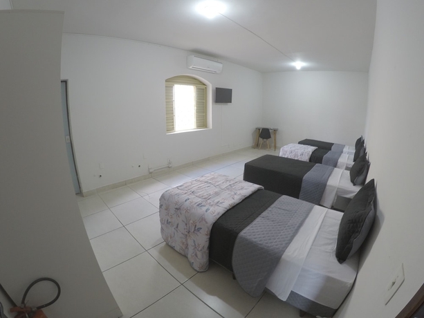 Imagen de la habitación del Hotel Quartos Delfim Moreira. Foto 15