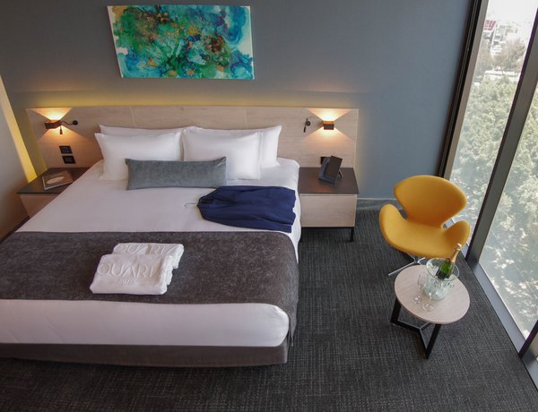 Imagen de la habitación del Hotel Quartz Hotel and SPA. Foto 13