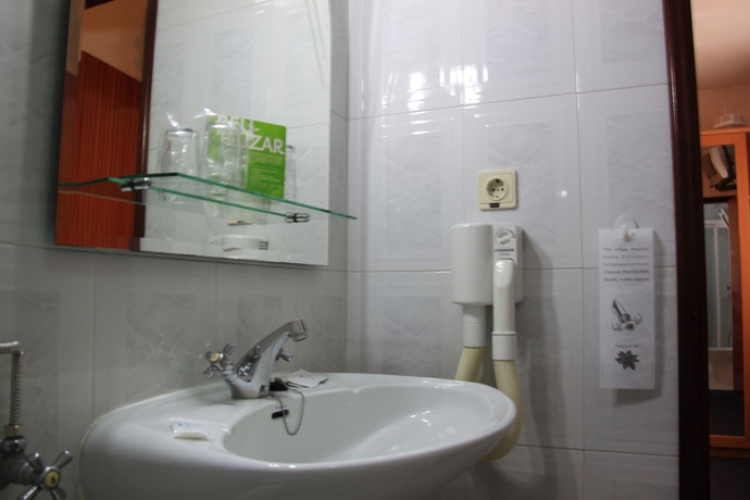 Imagen de la habitación del Hotel Quasar. Foto 7