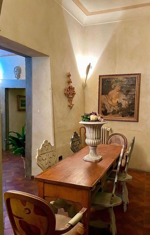 Imagen de los interiores del Hotel Quattro Gigli Palace. Foto 12