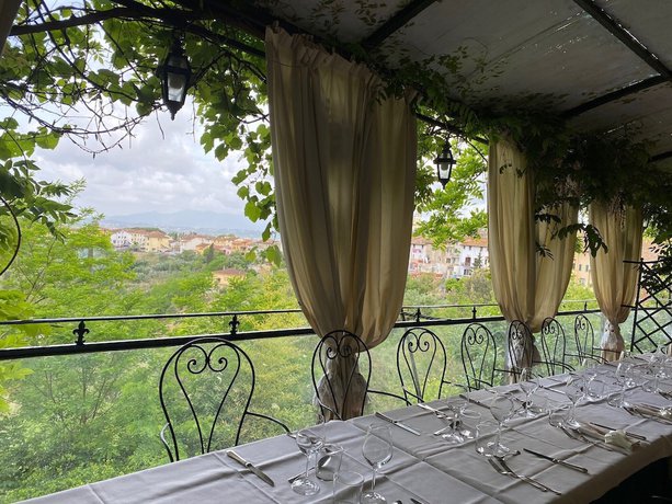 Imagen del bar/restaurante del Hotel Quattro Gigli Palace. Foto 2