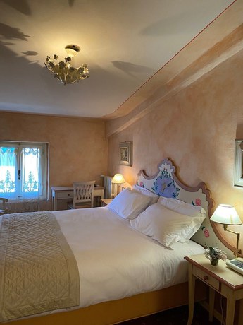 Imagen de la habitación del Hotel Quattro Gigli Palace. Foto 9
