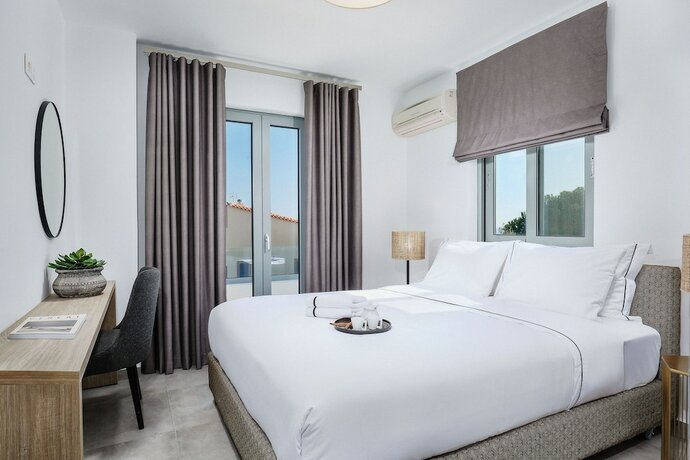 Imagen de la habitación del Hotel Quattro Suites. Foto 17