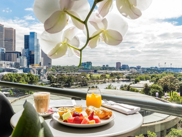 Imagen de la habitación del Hotel Quay West Suites Melbourne. Foto 7