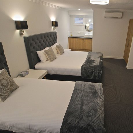 Imagen de la habitación del Hotel Quays. Foto 19