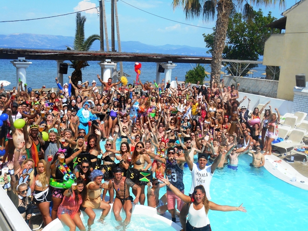 Imagen general del Hotel Quayside Village. Foto 3
