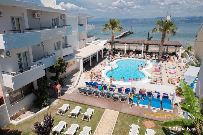Imagen general del Hotel Quayside Village. Foto 4