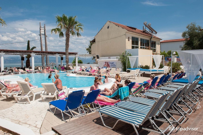 Imagen general del Hotel Quayside Village. Foto 12