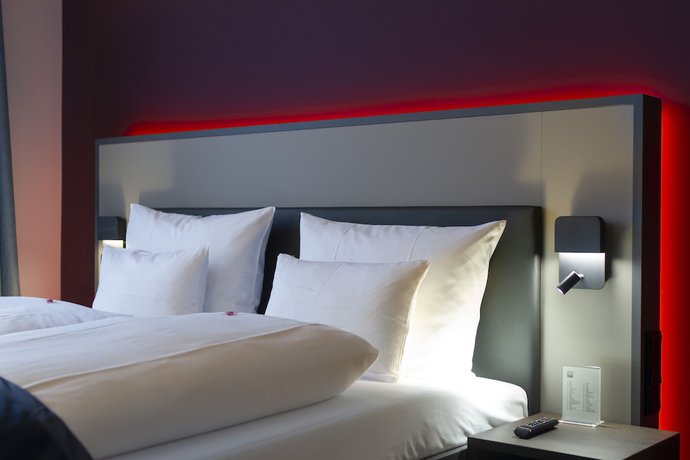 Imagen de la habitación del Hotel Qube Bahnstadt. Foto 9