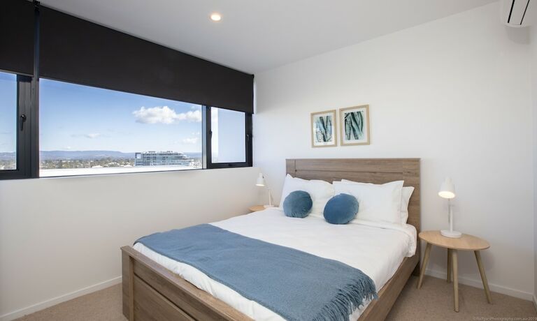 Imagen de la habitación del Hotel Qube Broadbeach. Foto 15