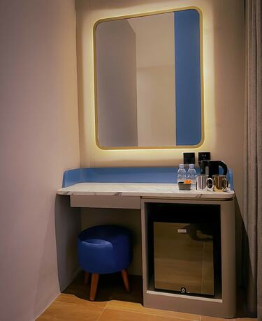 Imagen de la habitación del Hotel Qube By 98hospitality. Foto 23