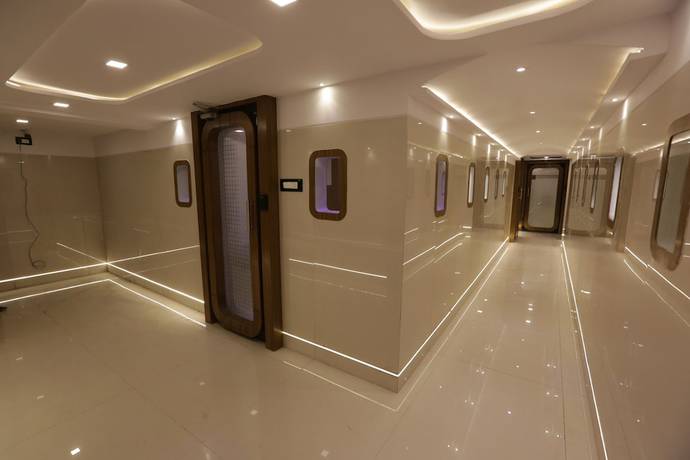 Imagen de los interiores del Hotel Qubestay Airport Capsule and Hostel. Foto 18