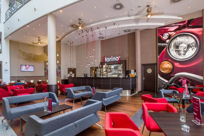 Imagen del bar/restaurante del Hotel Qubus Krakow. Foto 2