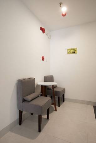 Imagen de la habitación del Hotel Que Huong. Foto 17