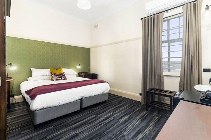 Imagen de la habitación del Hotel Queanbeyan Canberra. Foto 19