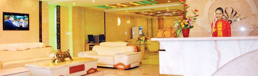 Imagen de los interiores del Hotel Queen Ann. Foto 6