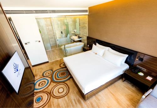 Imagen de la habitación del Hotel Queen Ann Nha Trang. Foto 10