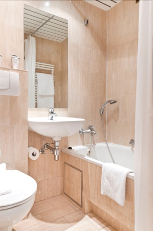 Imagen de la habitación del Hotel Queen Anne, Bruselas. Foto 15