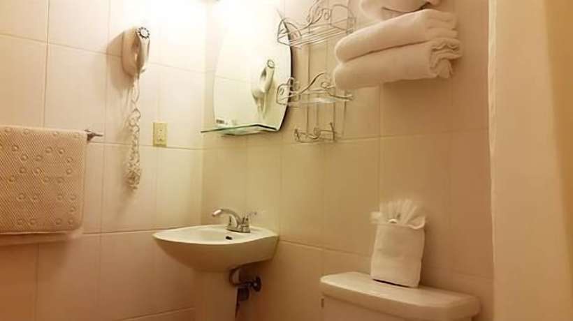 Imagen de la habitación del Hotel Queen Bee, Winnipeg. Foto 10