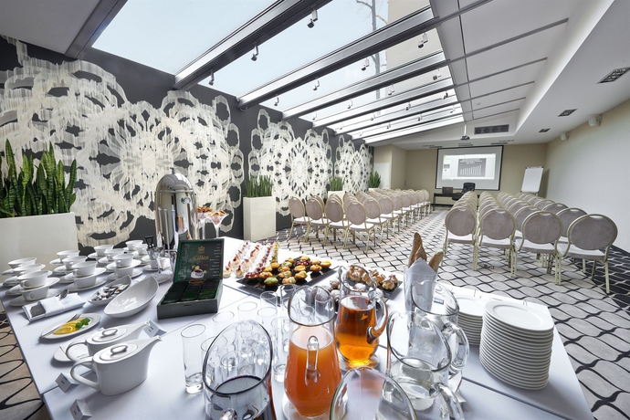 Imagen de los interiores del Hotel Queen Boutique. Foto 12