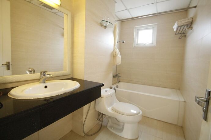 Imagen general del Hotel Queen Central 2. Foto 9
