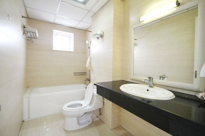 Imagen general del Hotel Queen Central 2. Foto 14
