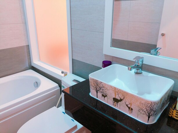 Imagen de la habitación del Hotel Queen Central 2. Foto 31
