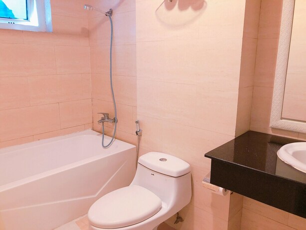 Imagen de la habitación del Hotel Queen Central 2. Foto 38
