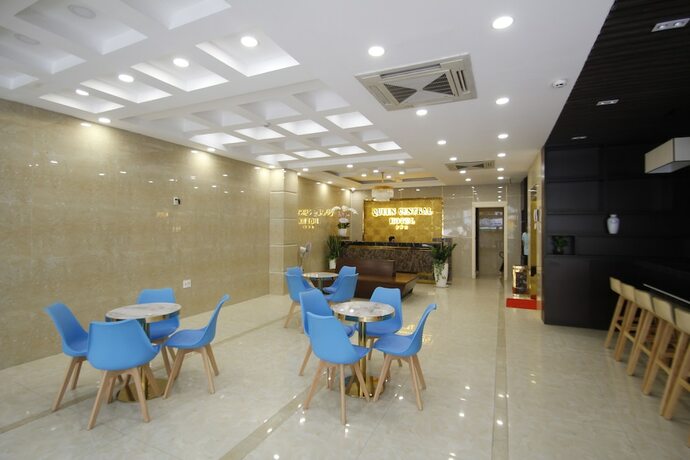 Imagen general del Hotel Queen Central. Foto 6