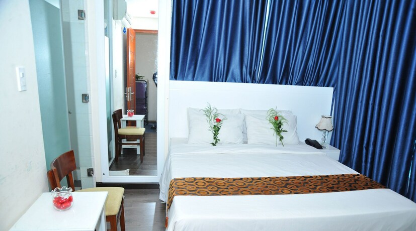 Imagen de la habitación del Hotel Queen Central. Foto 19