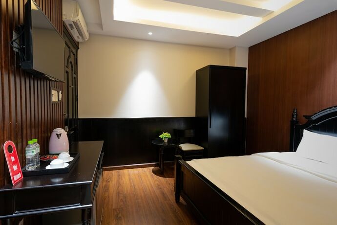 Imagen de la habitación del Hotel Queen Central. Foto 33