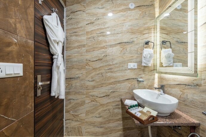 Imagen general del Hotel Queen Himya Resort By DLSs. Foto 4