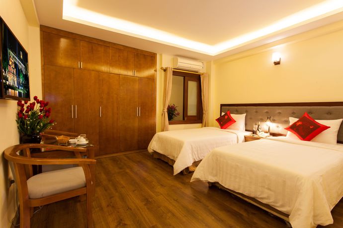 Imagen de la habitación del Hotel Queen Light. Foto 15