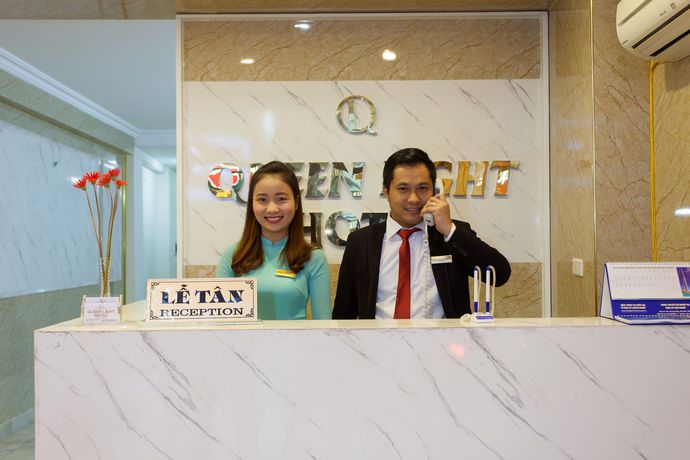 Imagen de los interiores del Hotel Queen Light. Foto 20