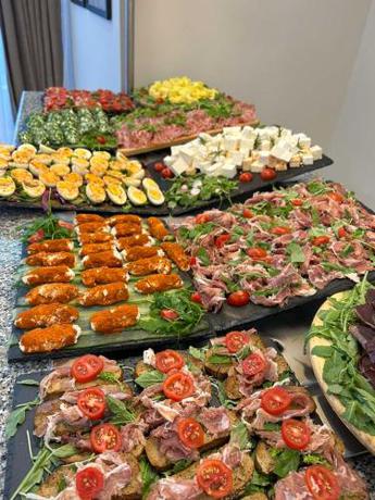 Imagen general del Hotel Queen Nelly. Foto 16