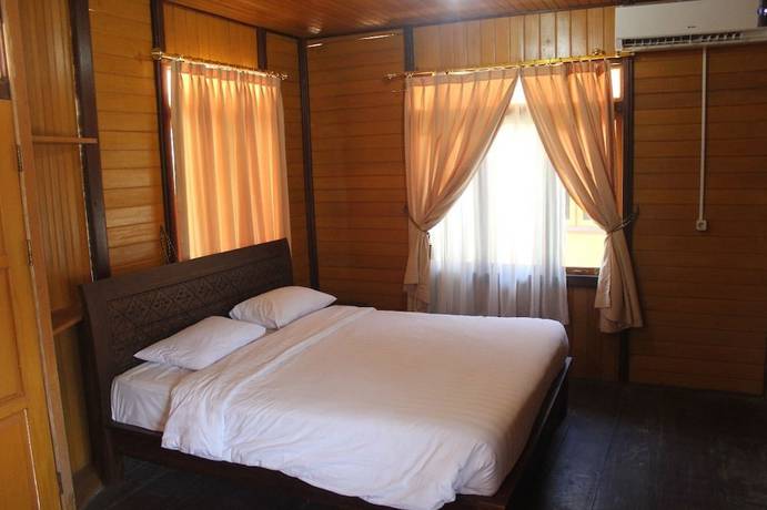 Imagen de la habitación del Hotel Queen Of The South Resort. Foto 13
