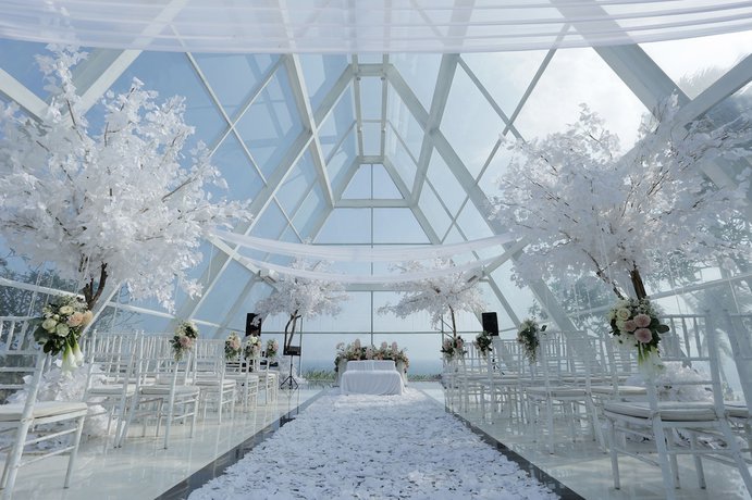 Imagen de los interiores del Hotel Queen Of The South Resort. Foto 17