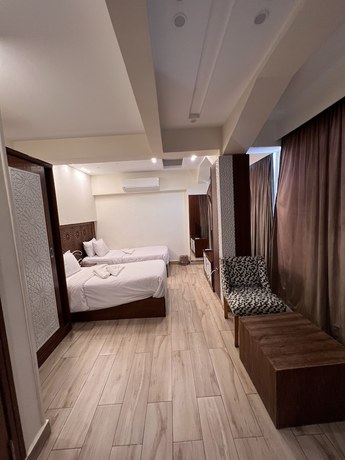 Imagen de la habitación del Hotel Queen Pyramids View. Foto 14