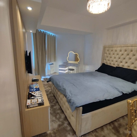 Imagen de la habitación del Hotel Queen Studio San Fernando Pampanga. Foto 7