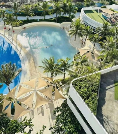 Imagen de la piscina del Hotel Queen Studio San Fernando Pampanga. Foto 14