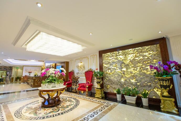 Imagen de los interiores del Hotel Queen TandT Dalat Hotel. Foto 16